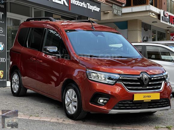 2024 MODEL OLUP 38 BİN KM HATASIZ BOYASIZ AİLE ARACI