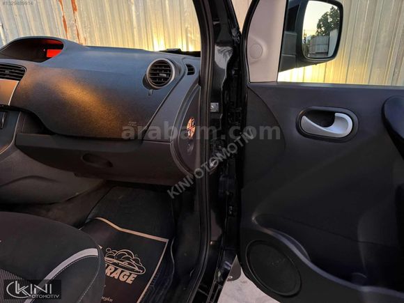 2011 Renault Kangoo Multix 1.5 DCI - Privilege - Karta 12 Taksit