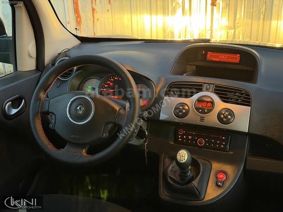2011 Renault Kangoo Multix 1.5 DCI - Privilege - Karta 12 Taksit