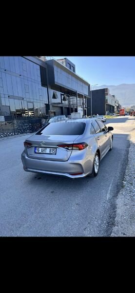 Sahibinden Toyota Corolla 1.6 Dream 2020 Model Bursa 81.000 km Gri (Gümüş)