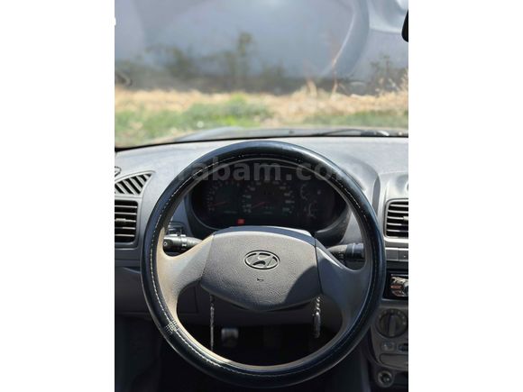 Sahibinden Hyundai Accent 1.3 LX 2000 Model 