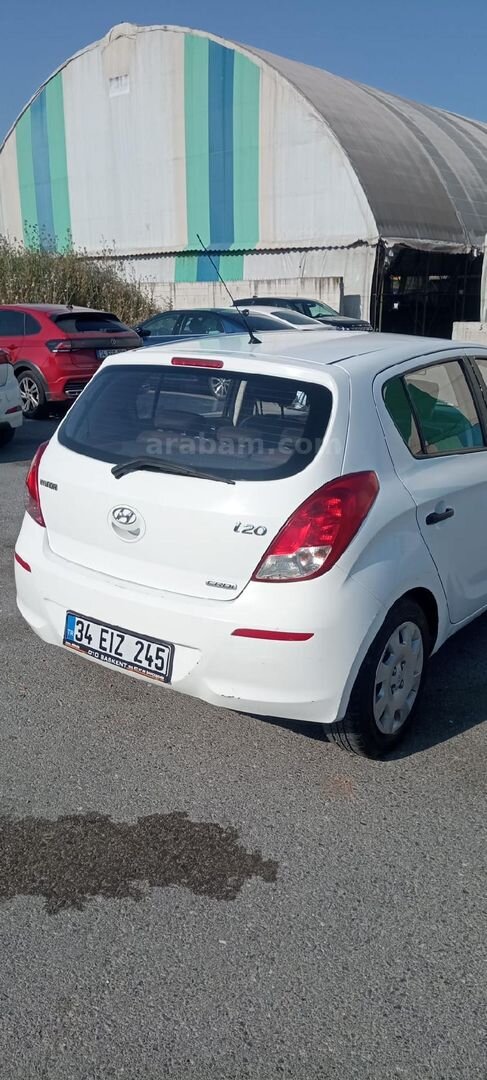 Sahibinden Hyundai i20 1.4 CRDi Sense 2014 Model 255.000 km Beyaz 5