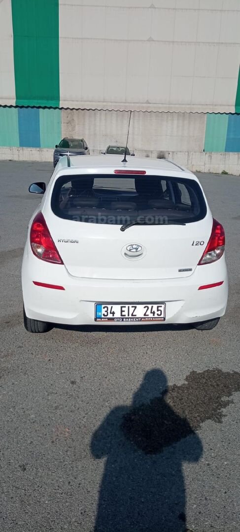 Sahibinden Hyundai i20 1.4 CRDi Sense 2014 Model 255.000 km Beyaz 4