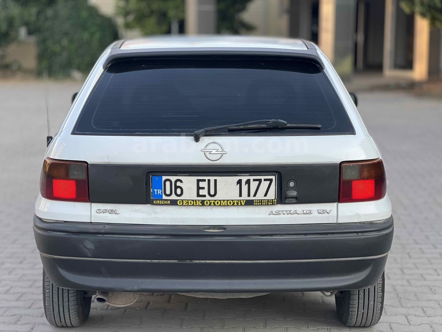 Galeriden Opel Astra 1.6 GLS 1996 Model Kırşehir 260.000 km Beyaz 6