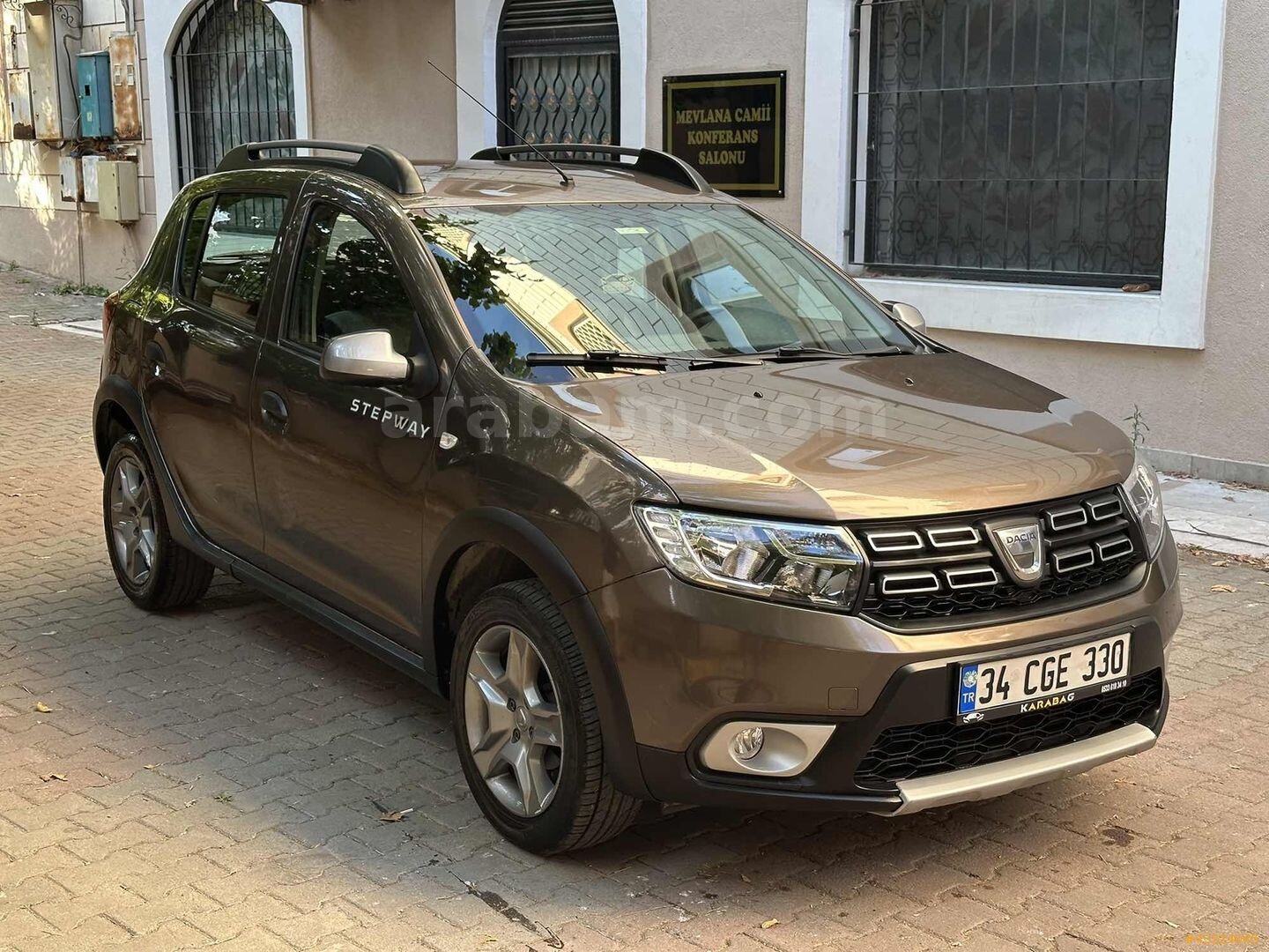 Galeriden Dacia Sandero 0.9 TCe Stepway 2019 Model İstanbul 64.000 km Kahverengi 3