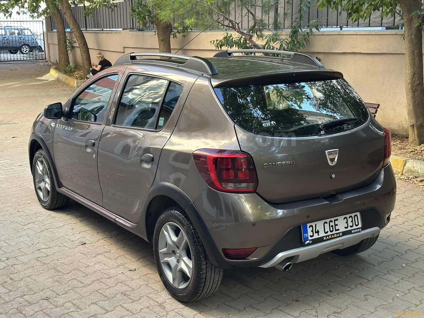 Galeriden Dacia Sandero 0.9 TCe Stepway 2019 Model İstanbul 64.000 km Kahverengi 6