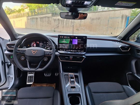 2025 CUPRA FORMENTOR 1.5 ehybırd PHEV SUPREME 21000 KMAZ HASARLI