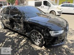 ÇITIR HASARLI 2014 AUDİ A4 2.0 TDI MOTOR MEKANIK SORUNSUZ