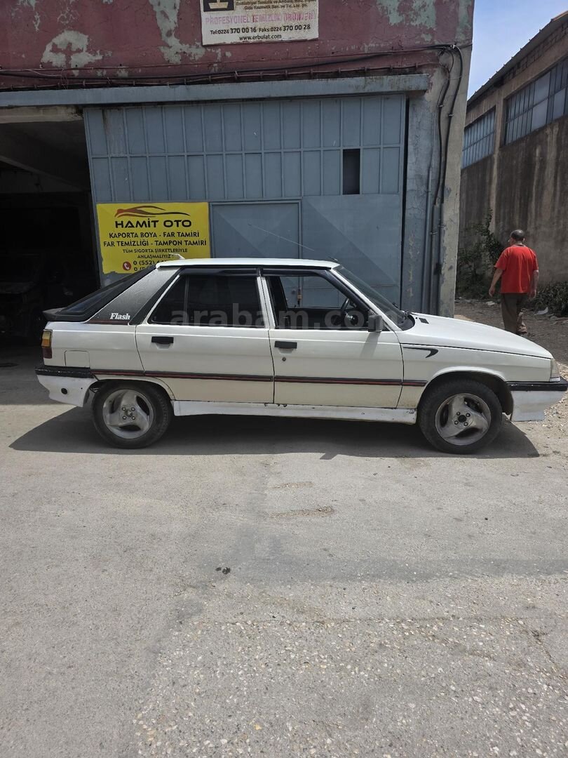 Sahibinden Renault R 11 TX 1990 Model Yalova 240.000 km Beyaz 2