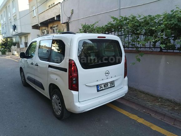 Sahibinden Opel Combo 1.5 CDTI Essential 2025 Model  7.500 km Beyaz