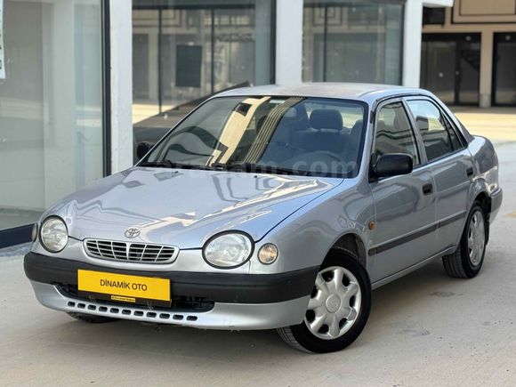  Toyota Corolla 1.6 Terra Special 2000 Model
