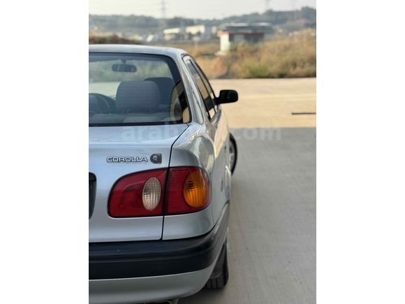  Toyota Corolla 1.6 Terra Special 2000 Model