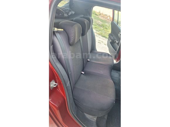 Sahibinden Renault Megane 1.4 Base 2004 Model