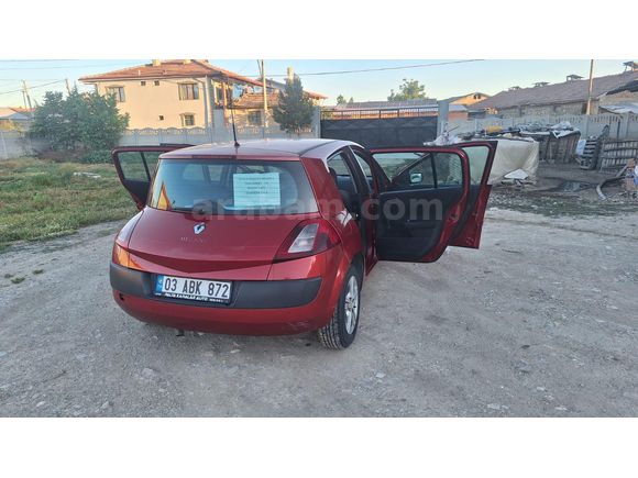 Sahibinden Renault Megane 1.4 Base 2004 Model