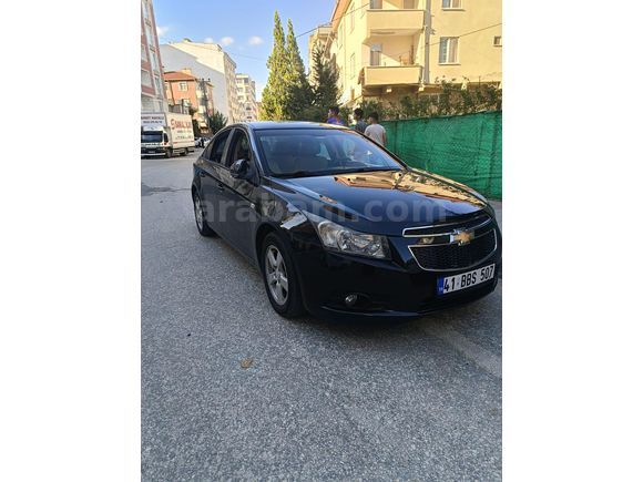 Chevrolet Cruze 1.6 LS 2010 Model (çelik subaplı)