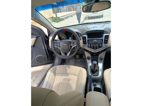Chevrolet Cruze 1.6 LS 2010 Model (çelik subaplı)
