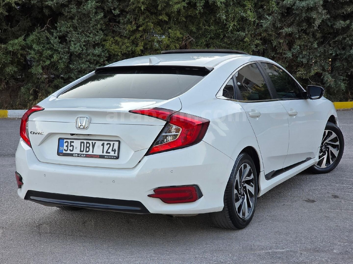 Galeriden Honda Civic 1.6i VTEC Elegance 2016 Model İzmir 151.000 km Beyaz 7
