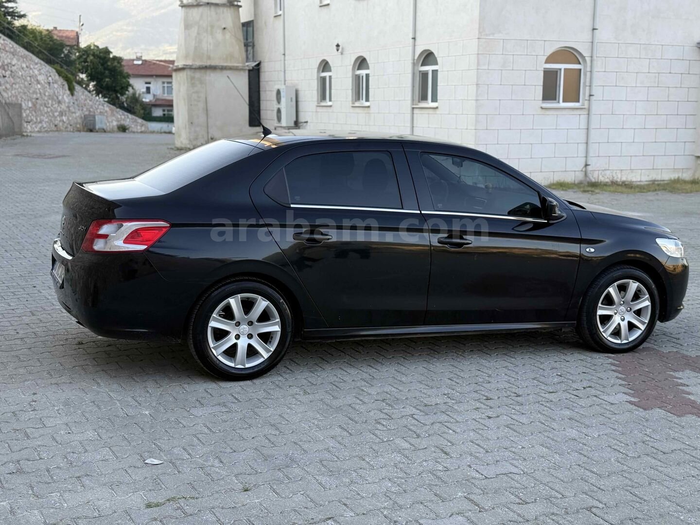 Sahibinden Peugeot 301 1.6 HDi Allure 2015 Model Tokat 168.000 km Siyah 7