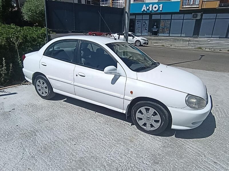 Sahibinden Kia Rio 1.3 Trend 2003 Model Bingöl 201.000 km Beyaz