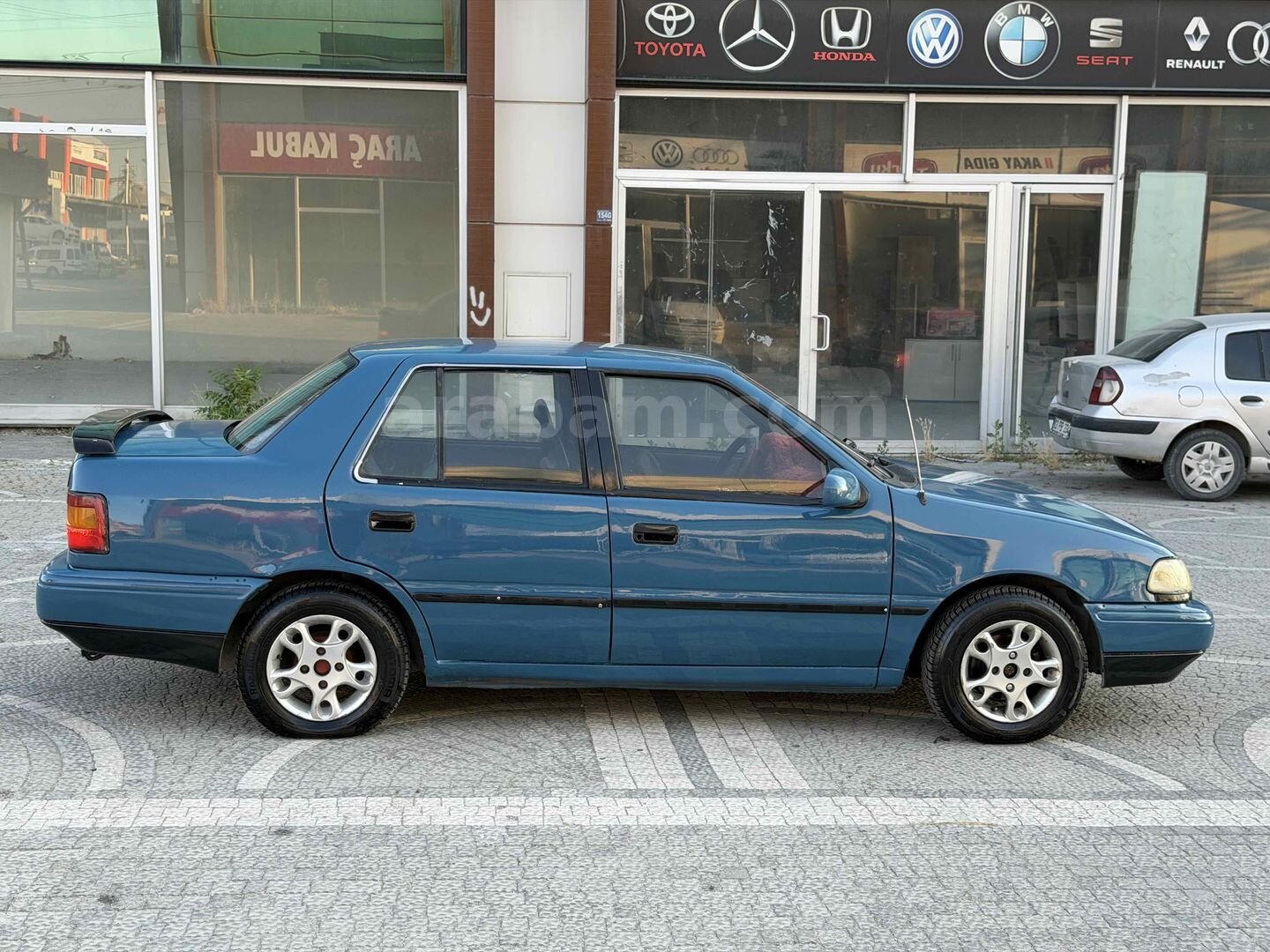 Galeriden Hyundai Accent 1.5 GLS 1994 Model Afyonkarahisar 6