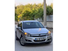 Galeriden Opel Astra 1.6 Essentia Konfor 2012 Model Burdur