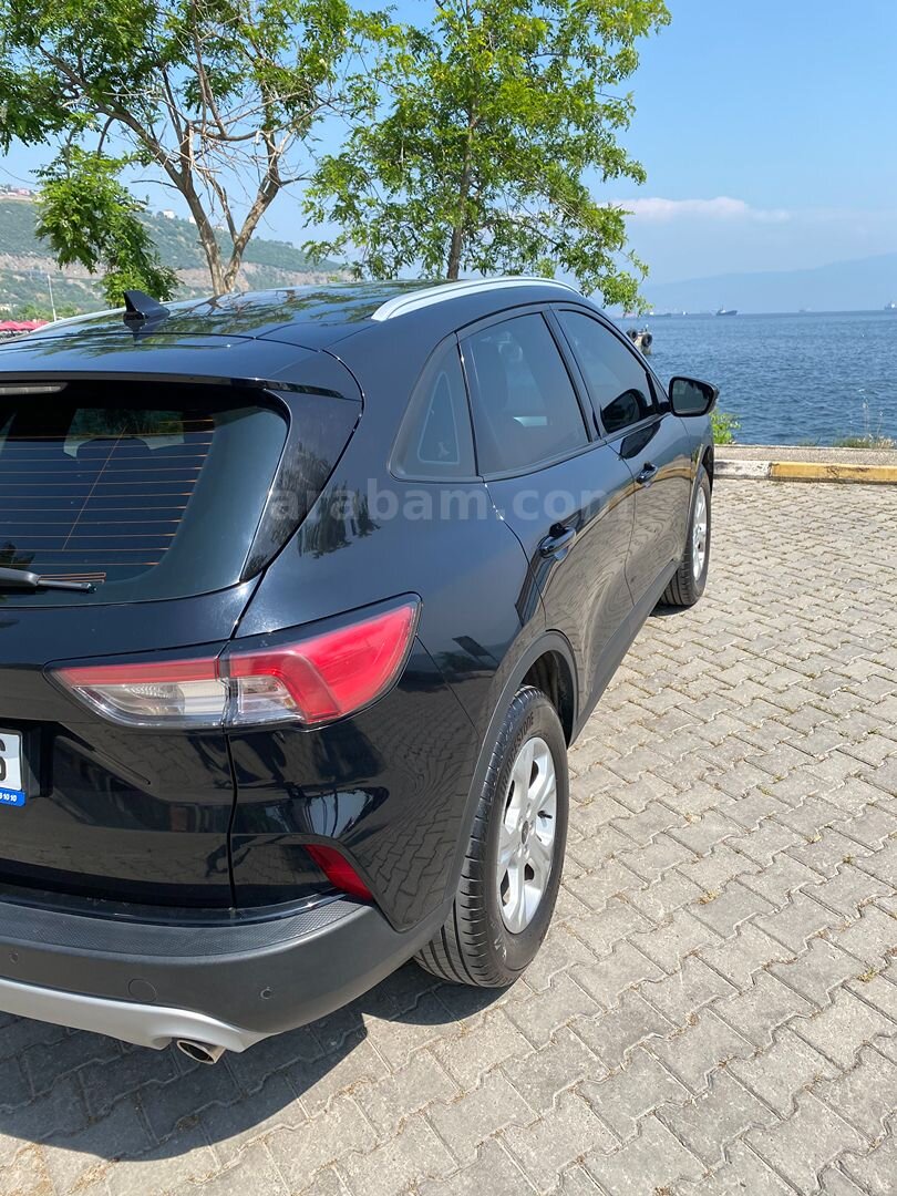 SAHİBİNDEN FORD KUGA STYLE 2023 | 28.000 KM | GARANTİLİ | TEMİZ 4