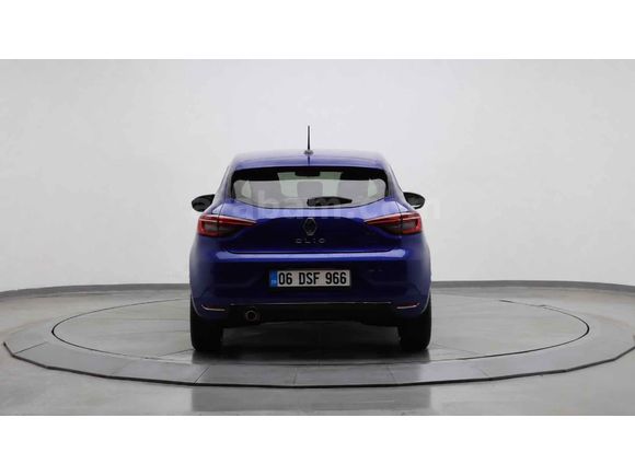 Tramersiz Değişensiz Boyasız 2021 Clio Touch | 2022 Çıkışlı