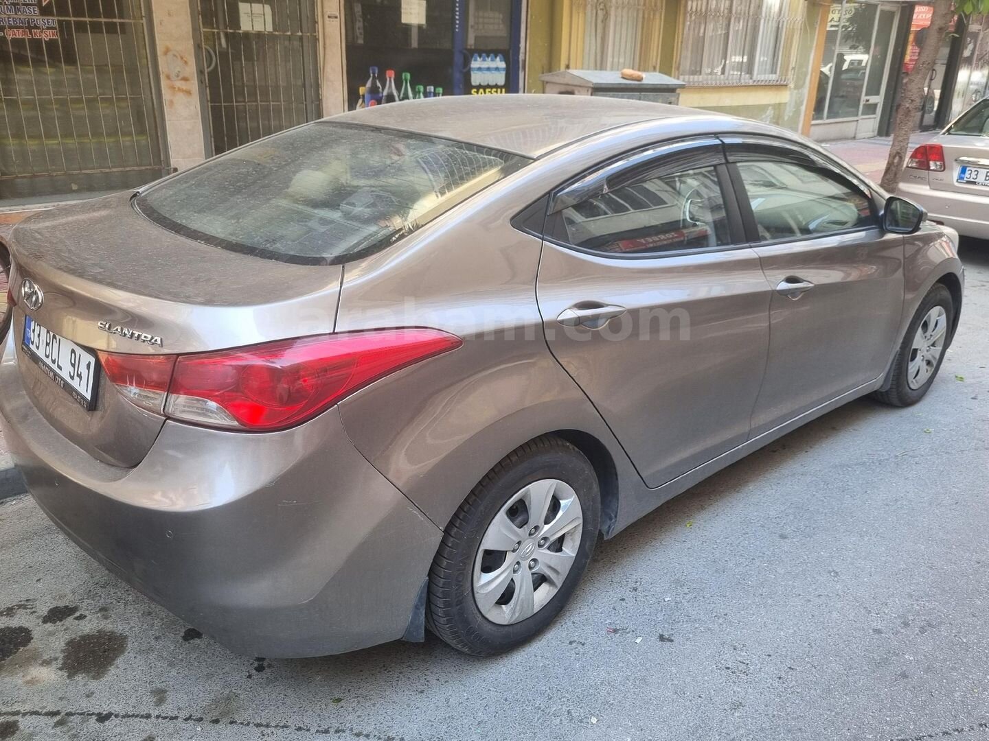 Sahibinden Hyundai Elantra 1.6 D-CVVT Mode 2011 Model Mersin 287.150 km Kahverengi 4