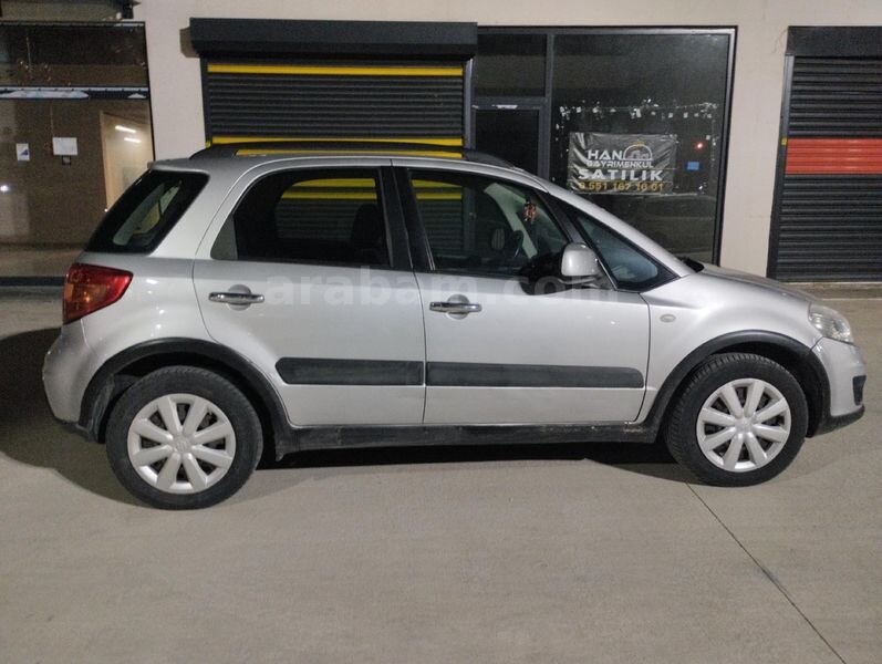 Sahibinden Suzuki SX4 GL 2011 Model Adana 125.000 km Gri (metalik)
