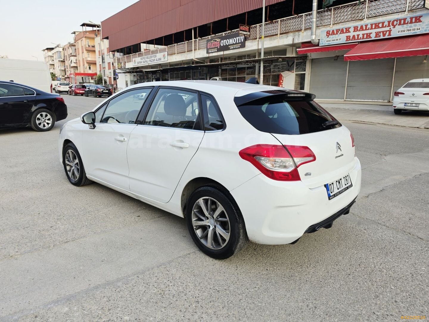 Galeriden Citroen C4 1.6 e-HDi Confort 2012 Model Antalya 177.000 km Beyaz 6