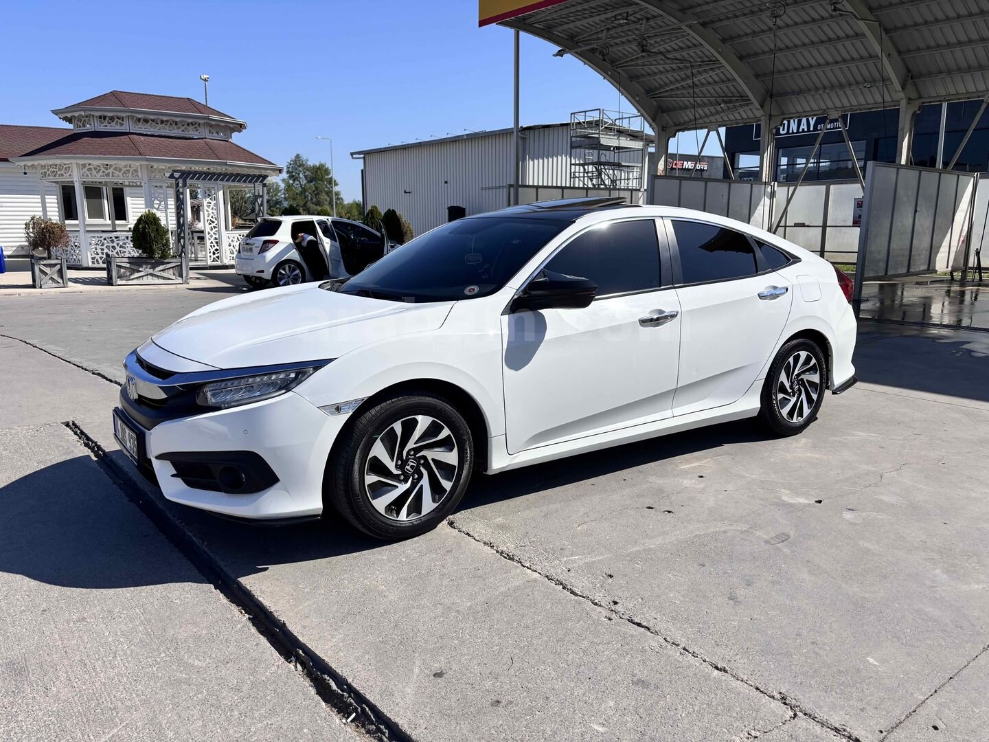 Sahibinden Honda Civic 1.6i VTEC Executive 2018 Model Bartın 142.500 km Beyaz 2