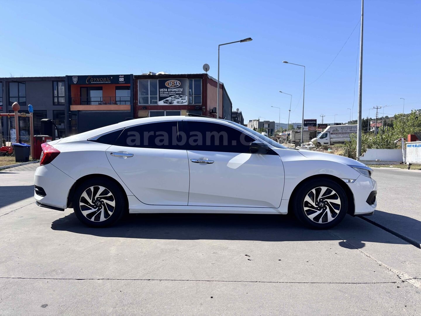 Sahibinden Honda Civic 1.6i VTEC Executive 2018 Model Bartın 142.500 km Beyaz 5