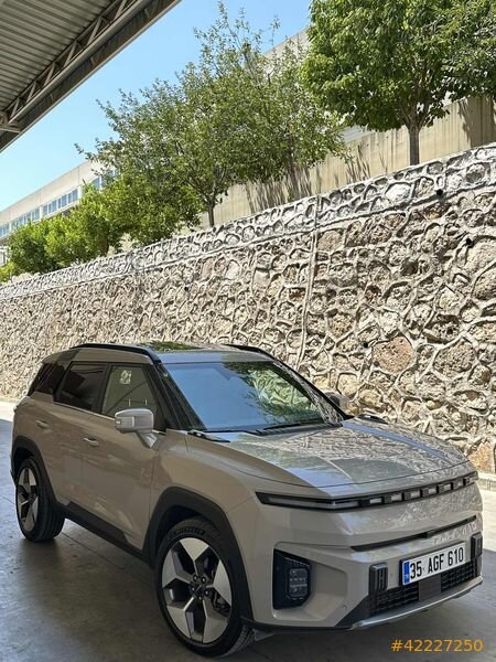 Galeriden KGM SsangYong Torres EVX 4x2 2025 Model İzmir 23.000 km Bej