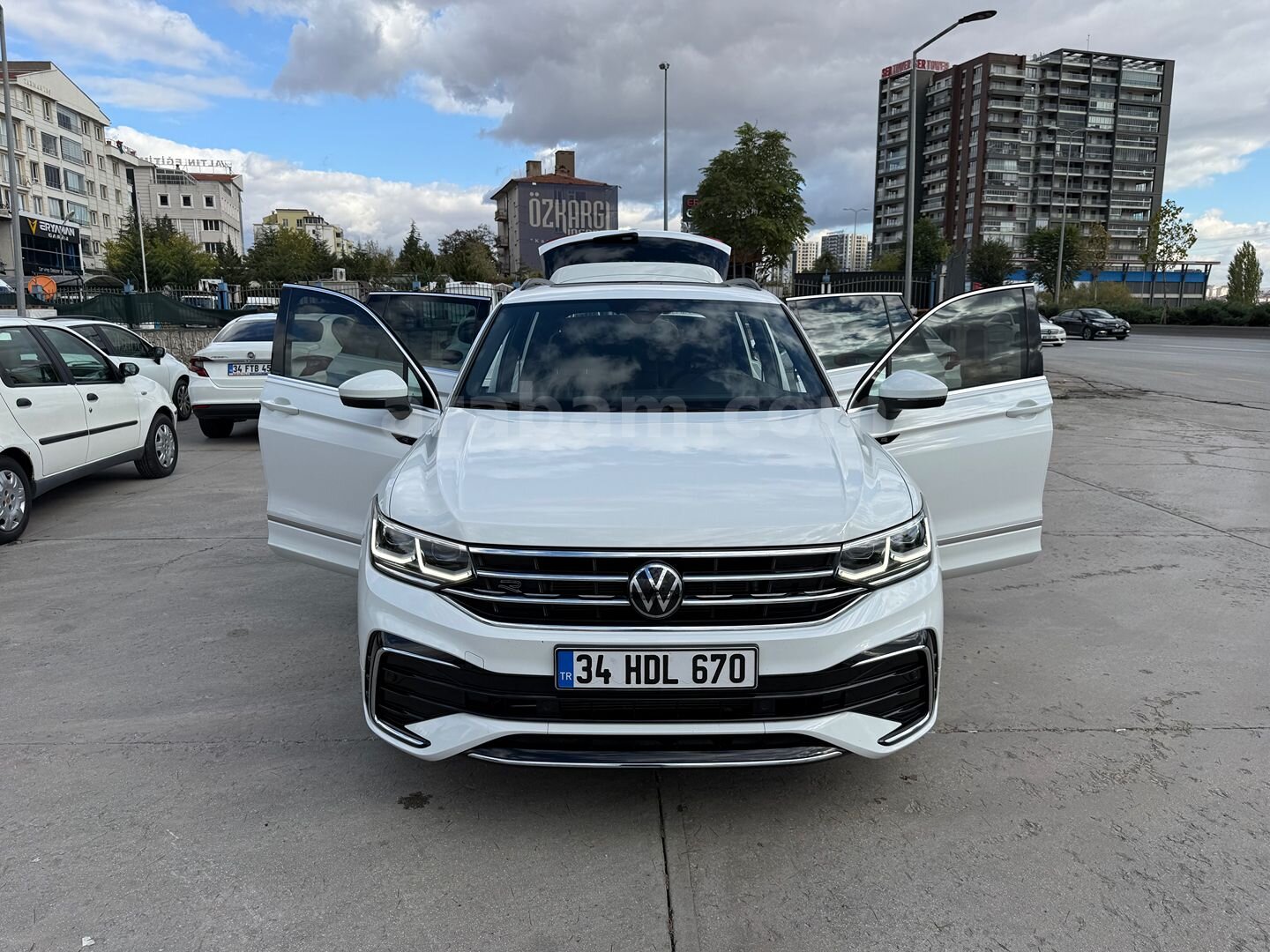 Sahibinden Volkswagen Tiguan 1.5 TSI R-Line 2023 Model Ankara 46.670 km Beyaz 5
