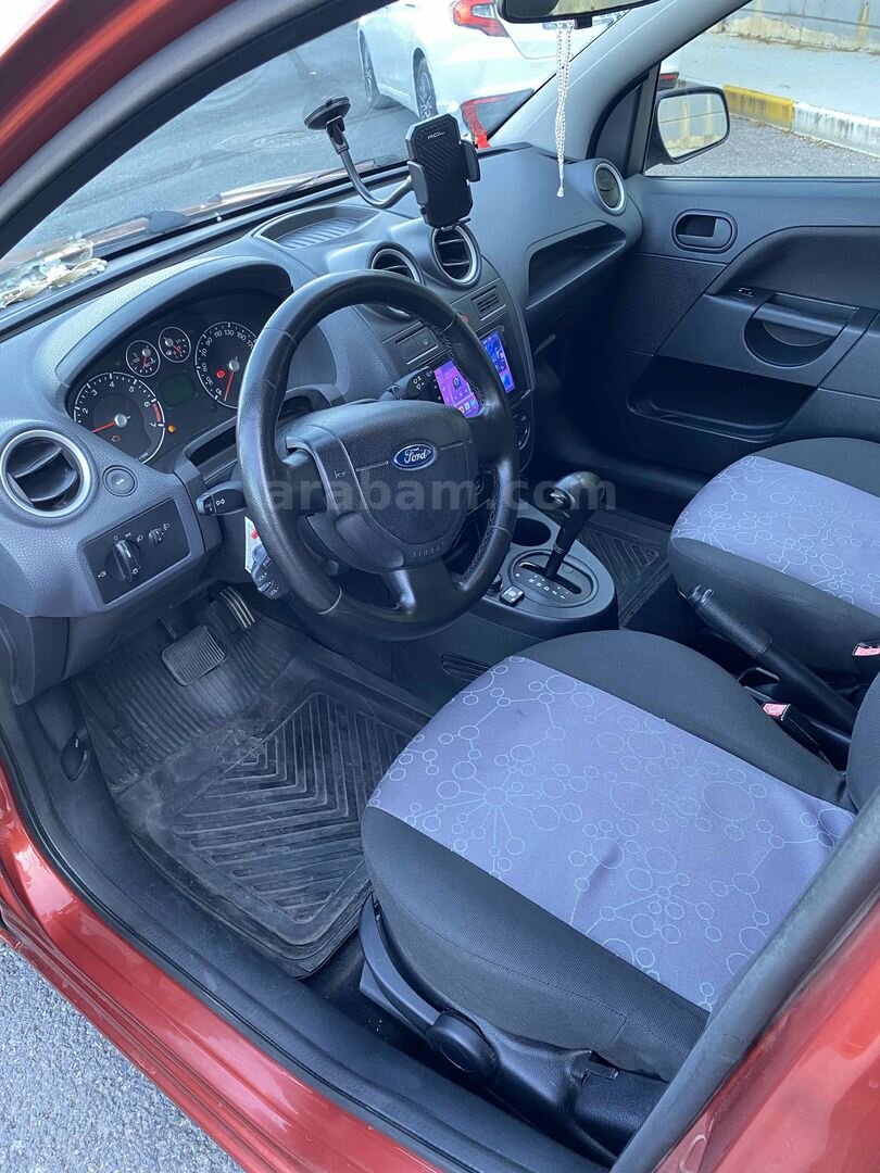 Sahibinden Ford Fiesta 1.6 Comfort 2006 Model İstanbul 171.000 km Kırmızı 3