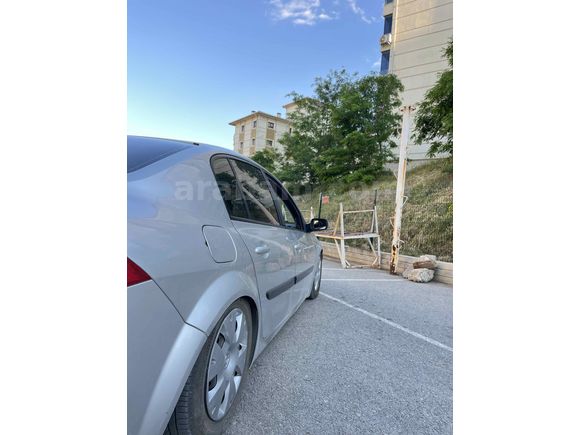Sahibinden Renault Megane 1.4 Authentique 2007 Model 