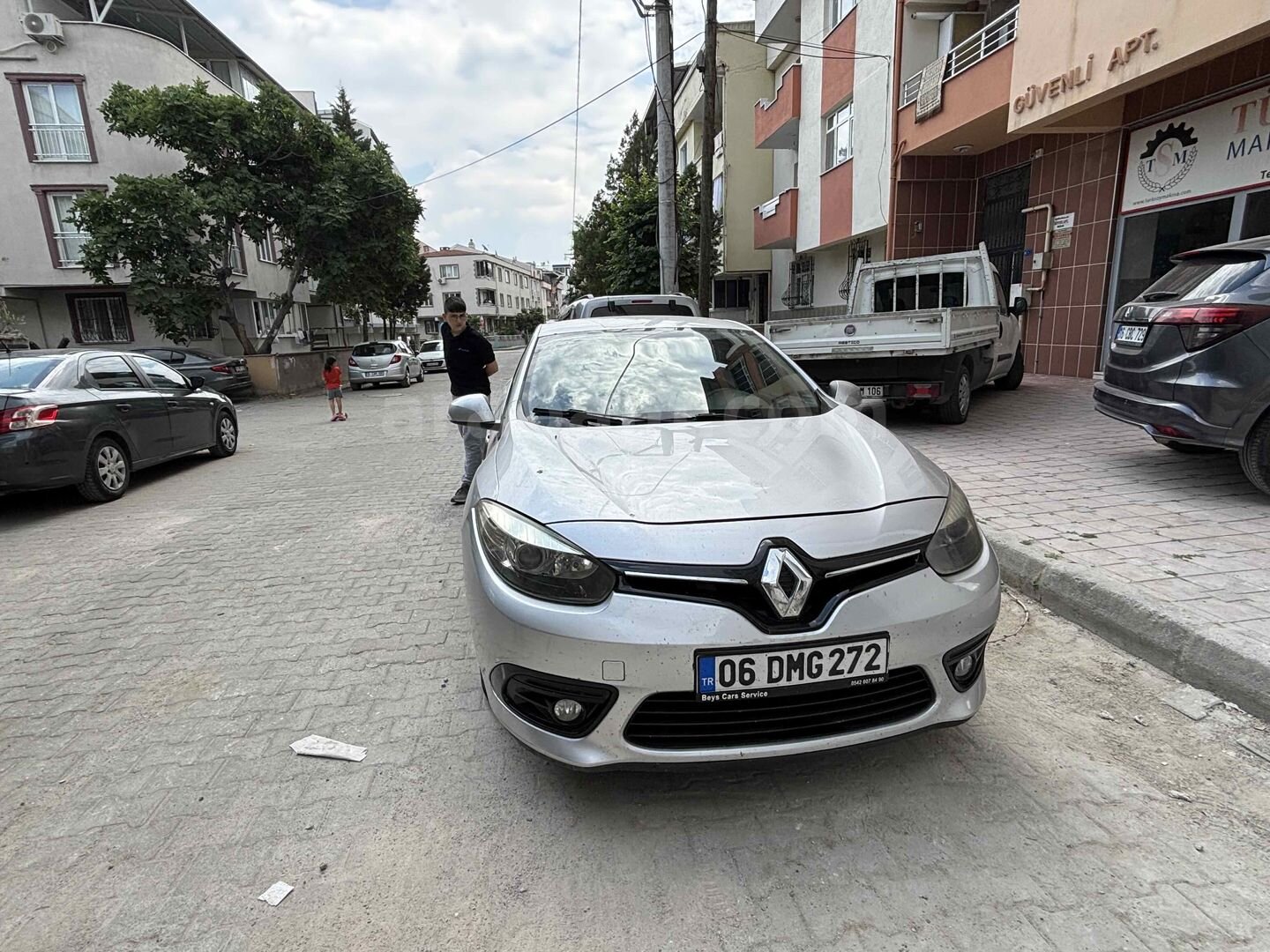 Sahibinden Renault Fluence 1.5 dCi Touch Plus 2013 Model Bursa 220.000 km Gri 1