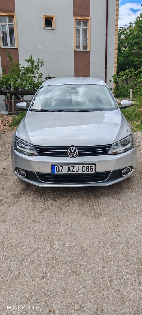 Sahibinden Volkswagen Jetta 1.6 TDi Comfortline 2012 Model Isparta 235.000 km Gri (Gümüş) 1