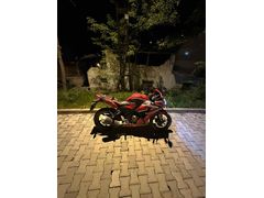 Honda CBR 250 R HASAR KAYITSIZ