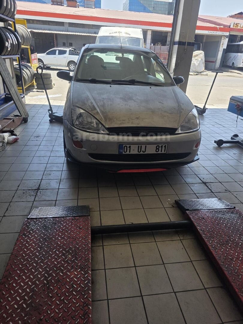 Sahibinden Ford Focus 1.6 Ambiente 2001 Model Diyarbakır 301.650 km Gri 7