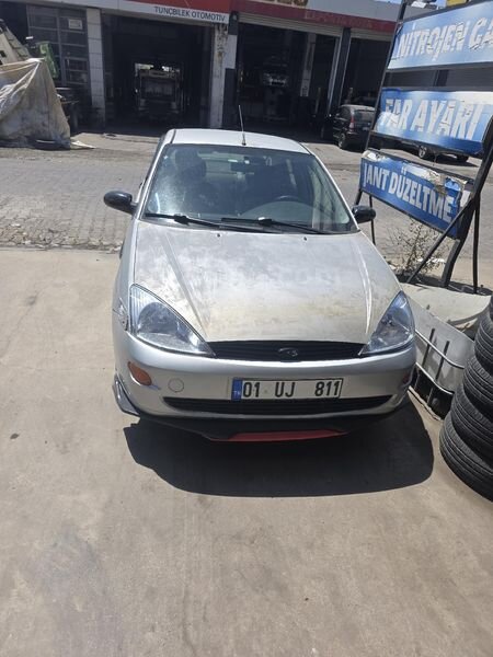 Sahibinden Ford Focus 1.6 Ambiente 2001 Model Diyarbakır 301.650 km Gri
