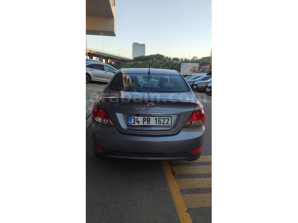 Sahibinden Hyundai Accent Blue 1.4 CVVT Mode Plus 2015 Model