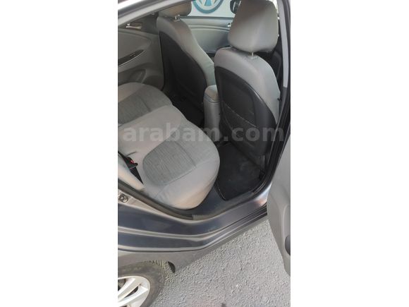 Sahibinden Hyundai Accent Blue 1.4 CVVT Mode Plus 2015 Model