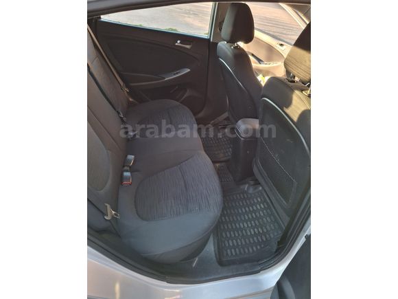 Sahibinden Hyundai Accent Blue 1.6 CRDI Mode Plus 2015 Model Giresun