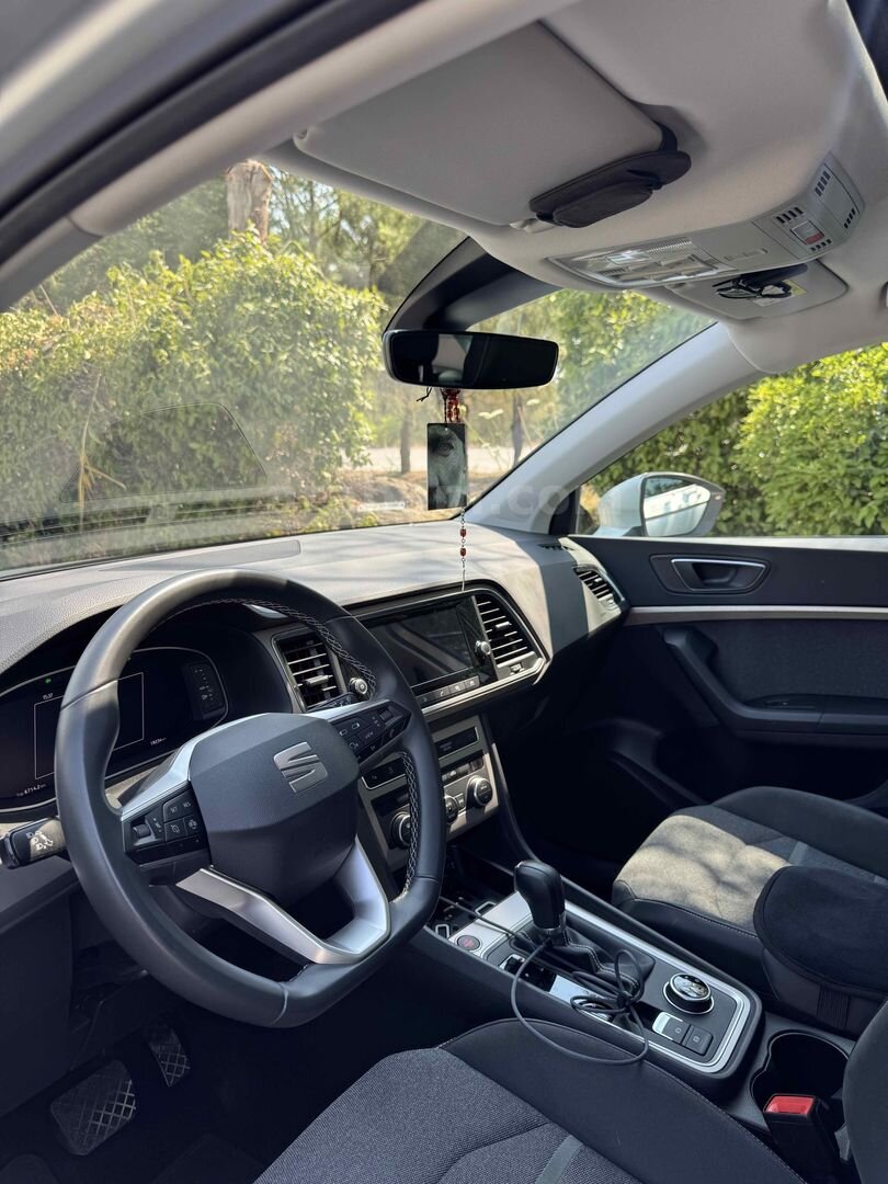 Sahibinden Seat Ateca 1.5 EcoTSI Xperience 2024 Model İzmir 19.800 km Gri (Gümüş) 5