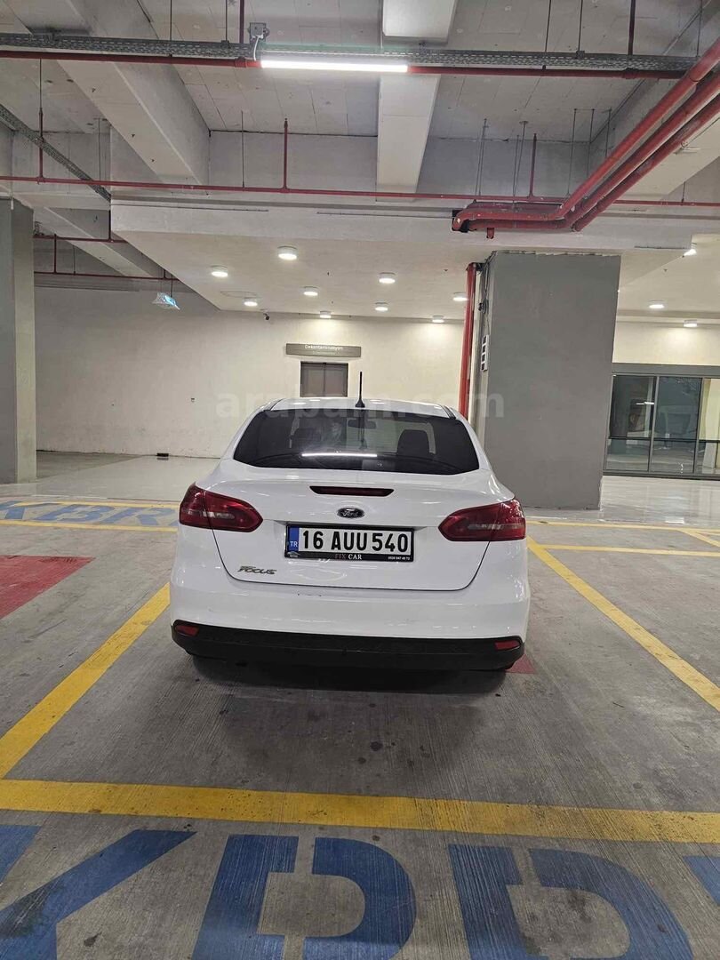 Sahibinden Ford Focus 1.5 TDCi Trend X 2017 Model İstanbul 258.500 km Beyaz 6