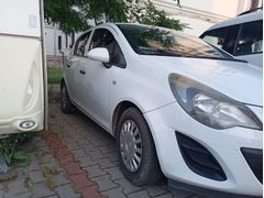 Sahibinden Opel Corsa 1.2 Twinport Essentia 2014 Model  119.000 km Beyaz