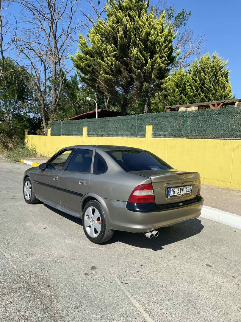 Sahibinden Opel Vectra 2.0 CD 1997 Model İstanbul 296.000 km Şampanya 2