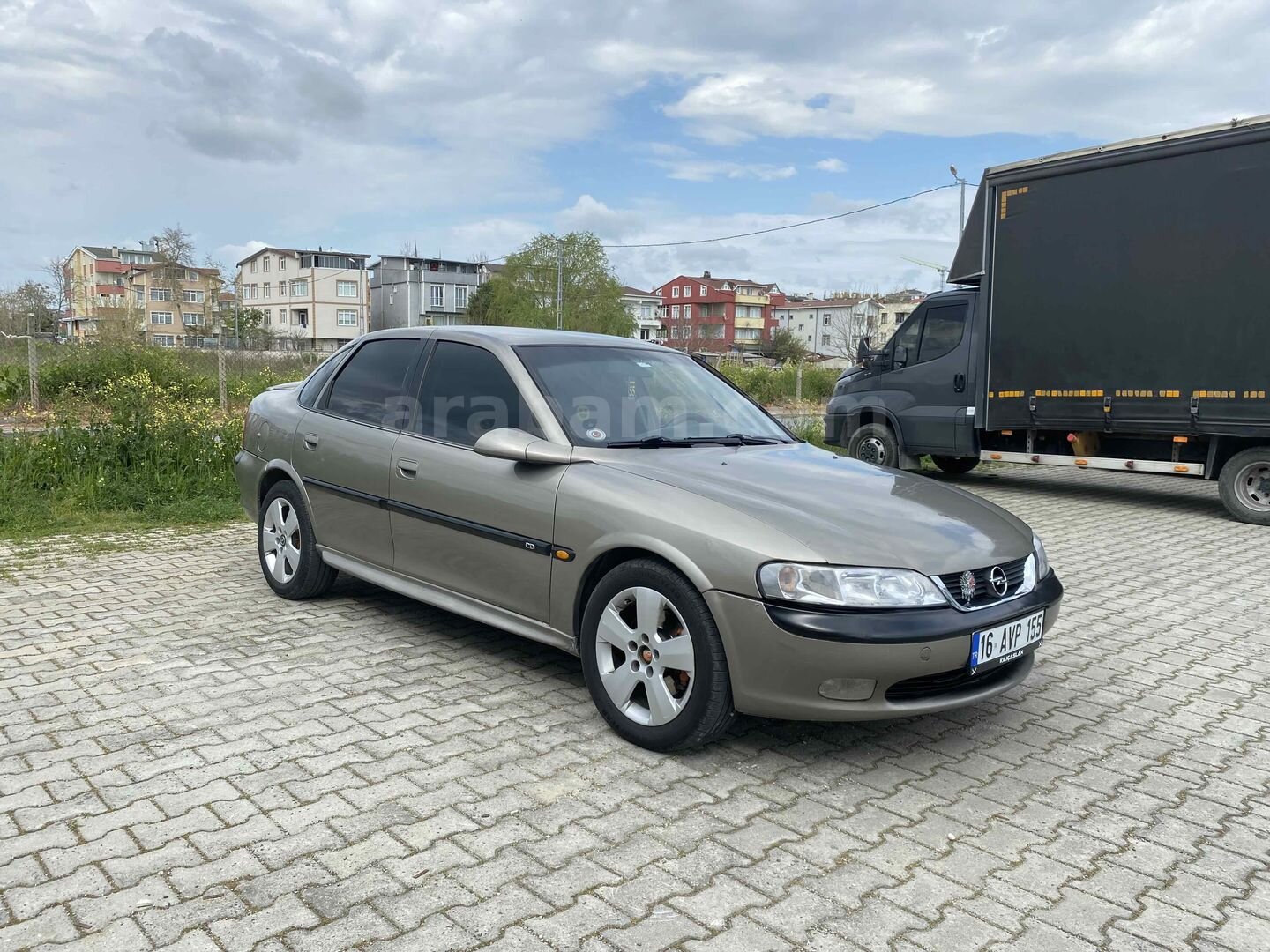 Sahibinden Opel Vectra 2.0 CD 1997 Model İstanbul 296.000 km Şampanya 7