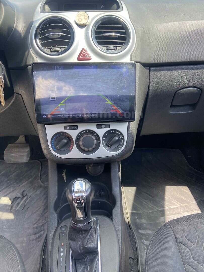 Sahibinden Opel Corsa 1.4 Twinport Essentia 2013 Model Ankara 175.000 km Beyaz 3
